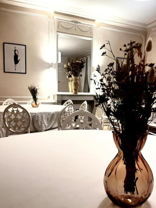 La Demeure De Margot - 24 Couchages Villa Villeneuve-sur-Yonne Eksteriør bilde