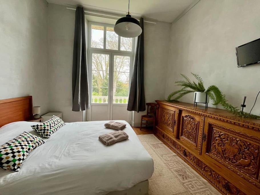 La Demeure De Margot - 24 Couchages Villa Villeneuve-sur-Yonne Eksteriør bilde